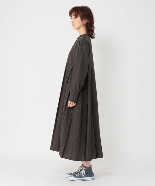 studio CLIP（スタディオクリップ）の「切り替えプリーツワンピース（ワンピース・レディース・チャコール/ベージュ・FREE）」の12枚目の写真