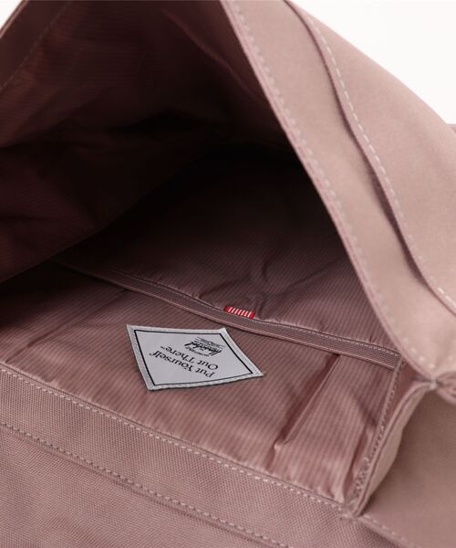 Herschel Supply（ハーシェルサプライ）の「【Herschel Supply/ハーシェルサプライ】 CITY BACKPACK 11376（バックパック/リュック・メンズ・その他6/その他4/その他1/その他2/その他3/その他5・FREE）」の12枚目の写真