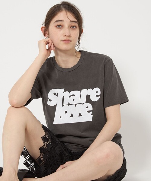 MIXTA（ミクスタ）の「【別注】＜MIXTA＞SHARE LOVE Tシャツ（Tシャツ/カットソー・レディース・ブラック/ナチュラル・S）」の3枚目の写真