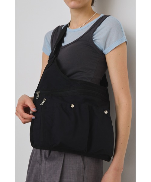 un/neu（アンノイ）の「スリムベストショルダー / フィッシングライクベスト / 撥水機能付き（ボディバッグ/ウエストポーチ・レディース・ブラック/ベージュ・FREE）」の12枚目の写真
