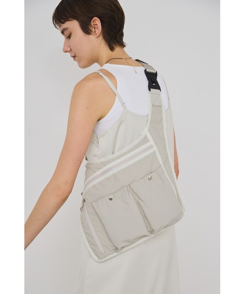 un/neu（アンノイ）の「スリムベストショルダー / フィッシングライクベスト / 撥水機能付き（ボディバッグ/ウエストポーチ・レディース・ブラック/ベージュ・FREE）」の20枚目の写真