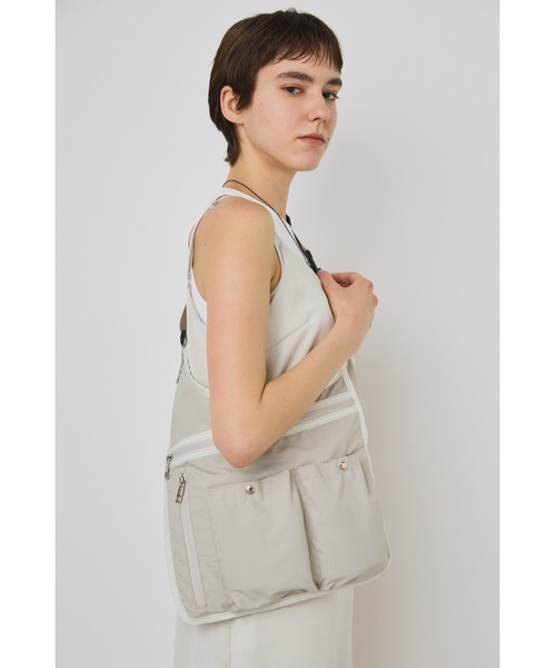 un/neu（アンノイ）の「スリムベストショルダー / フィッシングライクベスト / 撥水機能付き（ボディバッグ/ウエストポーチ・レディース・ブラック/ベージュ・FREE）」の22枚目の写真