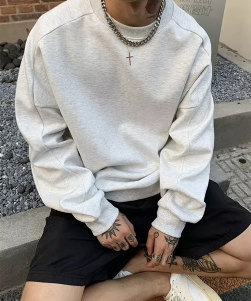 CERCA（チェルカ）の「【NOWLE】無地 シンプル クルーネック トレーナー/スウェット（スウェット・メンズ・チャコールグレー/アッシュグレー/ホワイト・MEDIUM/LARGE/X-LARGE）」の6枚目の写真