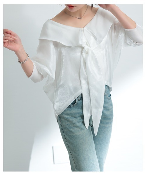 Sawa a la mode(サワアラモード)の「リボンタイ付きプルオーバーブラウス(シャツ/ブラウス・レディース・ホワイト・FREE)」の2枚目の写真