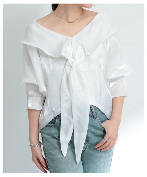 Sawa a la mode(サワアラモード)の「リボンタイ付きプルオーバーブラウス(シャツ/ブラウス・レディース・ホワイト・FREE)」の7枚目の写真