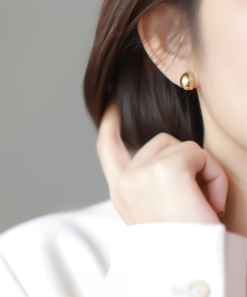 yu-ka（ユーカ）の「YU-KA:シンプルラウンドイヤリング simple round earring（イヤリング・レディース・ゴールド/シルバー・FREE）」の4枚目の写真