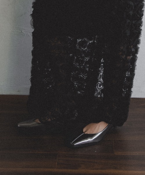 et.UNiVER(エトユニベール)の「Sleek Metallic Pumps(パンプス・レディース・シルバー/ブラック/チャコール・S/M/L/LL)」の12枚目の写真