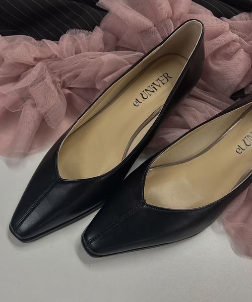 et.UNiVER(エトユニベール)の「Sleek Metallic Pumps(パンプス・レディース・シルバー/ブラック/チャコール・S/M/L/LL)」の20枚目の写真