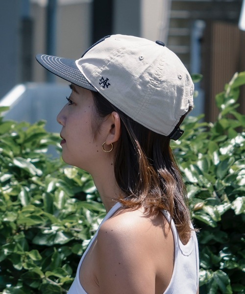 AMERICAN NEEDLE(アメリカンニードル)の「CAP / AMERICAN NEEDLE(アメリカンニードル)LINE OUT-NEW YORK BLACK YANKEESニューヨークブラックヤンキースNYロゴ刺繍クラシックデザインベースボールキャップ(キャップ・メンズ・ホワイト系その他・FREE)」の3枚目の写真