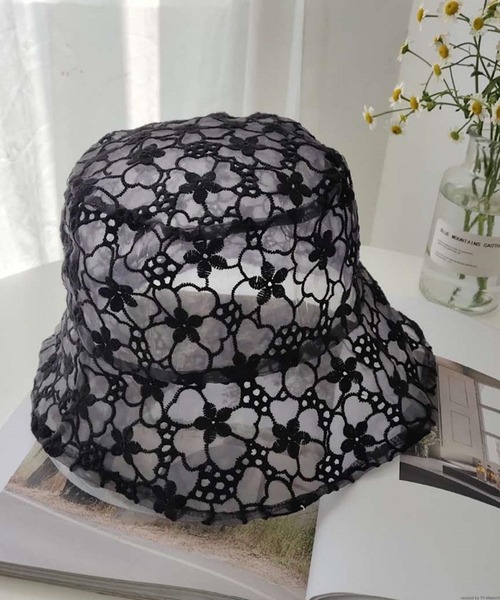 VIBGYOR（ヴィブジョー）の「pur chouchou/花柄 レース バケットハット P4269（ハット・レディース・ブラック/ホワイト・FREE）」の7枚目の写真