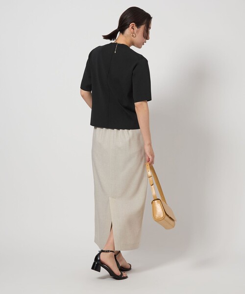 green label relaxing（グリーンレーベルリラクシング）の「【WEB限定】＜at ease＞ サマー ニット TEE -ウォッシャブル・接触冷感・UVカット-（ニット/セーター・レディース・コバルトブルー/ブラック/オフホワイト・FREE）」の8枚目の写真