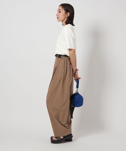 green label relaxing（グリーンレーベルリラクシング）の「【WEB限定】＜at ease＞ サマー ニット TEE -ウォッシャブル・接触冷感・UVカット-（ニット/セーター・レディース・コバルトブルー/ブラック/オフホワイト・FREE）」の11枚目の写真