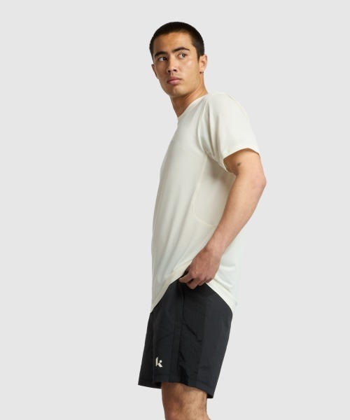 Kinetics(キネティクス)の「New Balance Klutch Men's Mesh Performance T-Shirt(ニューバランス クラッチ メッシュ パフォーマンスTシャツ)(Tシャツ/カットソー・メンズ・ベージュ系/グリーン系/イエロー系・MEDIUM/LARGE/X-LARGE)」の12枚目の写真