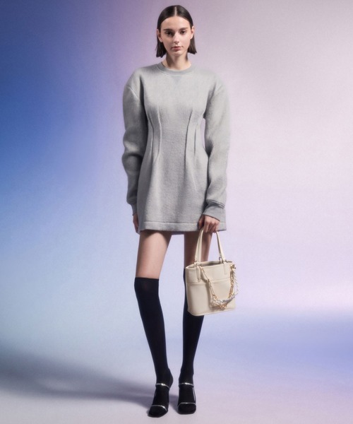 CHARLES & KEITH(チャールズ & キース)の「Addison アディソン ノットロープリバーシブルトートバッグ(トートバッグ・レディース・ブラック/クリーム・S)」の18枚目の写真