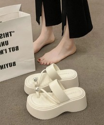 ハートビジュー付き厚底サンダル