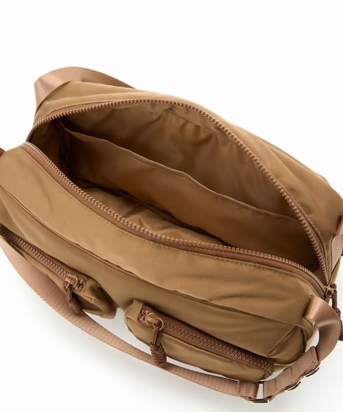 CONTROL FREAK（コントロールフリーク）の「CONTROLFREAK/コントロールフリーク　ナイロンboxy wide bag（ハンドバッグ・レディース・グレー/ベージュ/ブラック・ONE SIZE）」の11枚目の写真