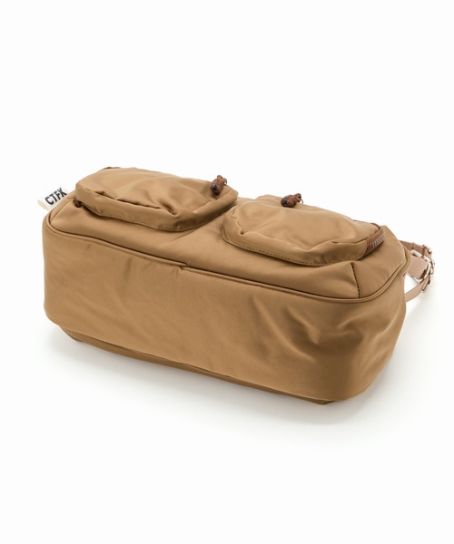 CONTROL FREAK（コントロールフリーク）の「CONTROLFREAK/コントロールフリーク　ナイロンboxy wide bag（ハンドバッグ・レディース・グレー/ベージュ/ブラック・ONE SIZE）」の8枚目の写真