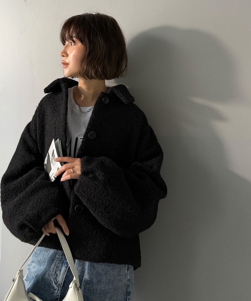 classicalelf（クラシカルエルフ）の「ボリューム感と抜け感の絶妙バランス。コクーン襟付きボアコート（ブルゾン・レディース・グレー/アイボリー/ブラック・LARGE/X-LARGE/SMALL/MEDIUM）」の5枚目の写真