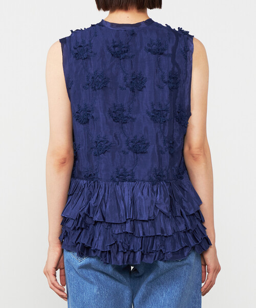 crinkle crinkle crinkle(クリンクルクリンクルクリンクル)の「crinkle crinkle crinkle | レーヨン フリルベスト WOMEN(ベスト・レディース・ブラック/ネイビー・F)」の12枚目の写真