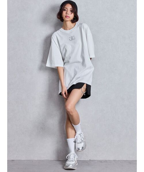 GYDA（ジェイダ）の「slit chain bijou スカートライクショートパンツ（スカート・レディース・ブラック/オフホワイト・FREE）」の17枚目の写真