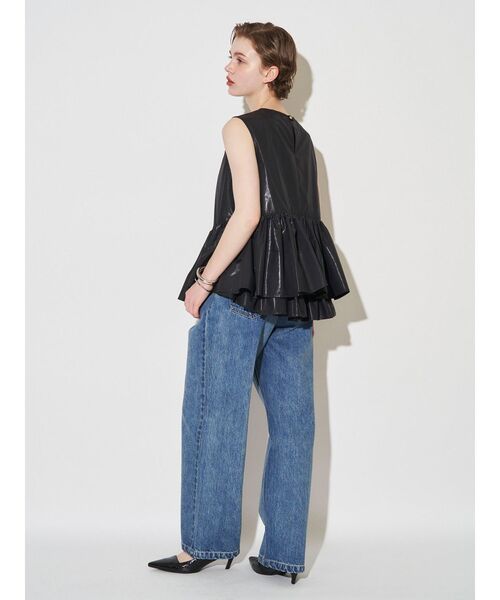 ELENDEEK（エレンディーク）の「カレンダリングペプラムブラウス【セットアップ対応】（シャツ/ブラウス・レディース・ベージュ/ボルドー/ブラック・FREE）」の20枚目の写真