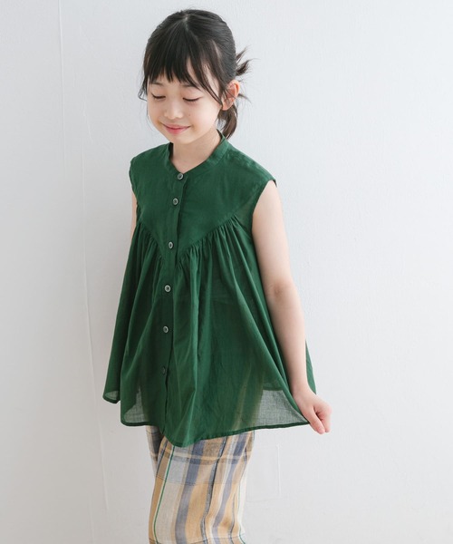 URBAN RESEARCH DOORS（アーバンリサーチドアーズ）の「『親子リンク』コットンボイルV切替ブラウス(KIDS)（シャツ/ブラウス・キッズ・グリーン/ブラック・105/120/135）」の17枚目の写真