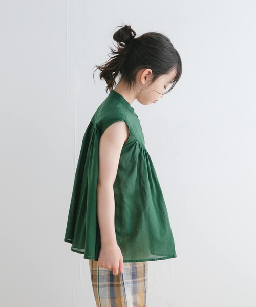 URBAN RESEARCH DOORS（アーバンリサーチドアーズ）の「『親子リンク』コットンボイルV切替ブラウス(KIDS)（シャツ/ブラウス・キッズ・グリーン/ブラック・105/120/135）」の19枚目の写真