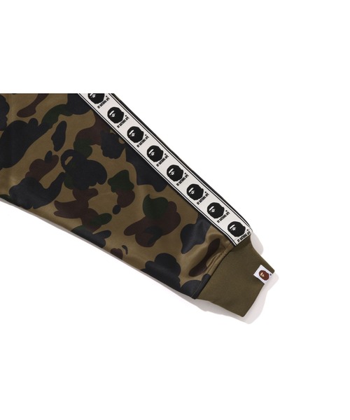 A BATHING APE（アベイシングエイプ）の「1ST CAMO RELAXED FIT TRACK JACKET（その他アウター・メンズ・グリーン/イエロー・SMALL/XX-LARGE/X-LARGE/MEDIUM/LARGE）」の7枚目の写真