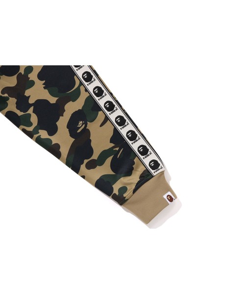 A BATHING APE（アベイシングエイプ）の「1ST CAMO RELAXED FIT TRACK JACKET（その他アウター・メンズ・グリーン/イエロー・SMALL/XX-LARGE/X-LARGE/MEDIUM/LARGE）」の8枚目の写真