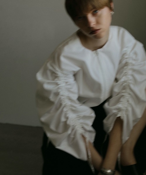DRAWSTRING SLEEVE SHORT BLOUSE（シャツ/ブラウス）｜MANOF