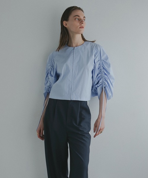 MANOF(マノフ)の「DRAWSTRING SLEEVE SHORT BLOUSE(シャツ/ブラウス・レディース・ホワイト/ブルー/ブラック・M/S)」の17枚目の写真