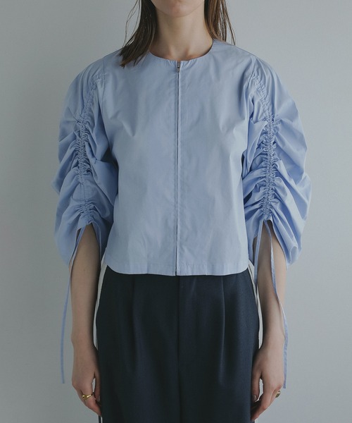 MANOF(マノフ)の「DRAWSTRING SLEEVE SHORT BLOUSE(シャツ/ブラウス・レディース・ホワイト/ブルー/ブラック・M/S)」の16枚目の写真