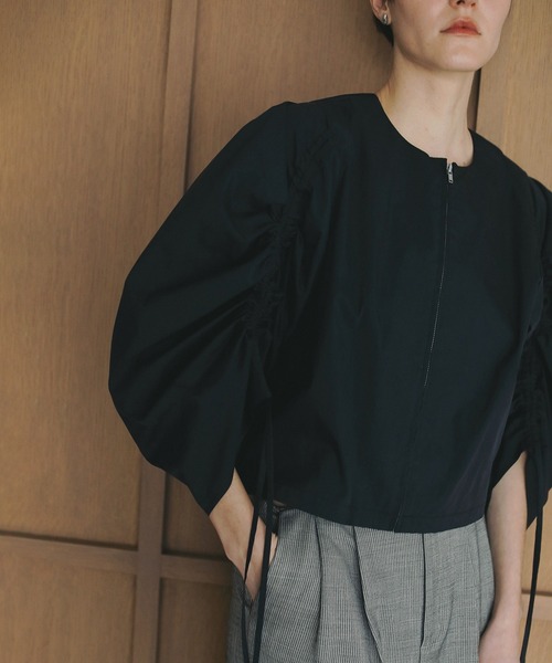 DRAWSTRING SLEEVE SHORT BLOUSE（シャツ/ブラウス）｜MANOF