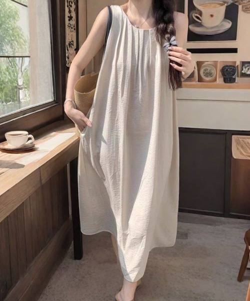 SallyLunn(サリーラン)の「ギャザーノースリーブワンピース(ワンピース・レディース・アイボリー/ブラック・LARGE/MEDIUM)」の8枚目の写真