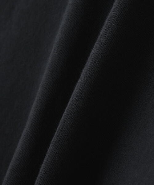 REMI RELIEF（レミレリーフ）の「REMI RELIEF(レミレリーフ) 別注20/-天竺BIGサイズＴシャツ(THE WHO IS)2025年A/W model（Tシャツ/カットソー・メンズ・ブラック/ホワイト系2・XL/M/L）」の3枚目の写真