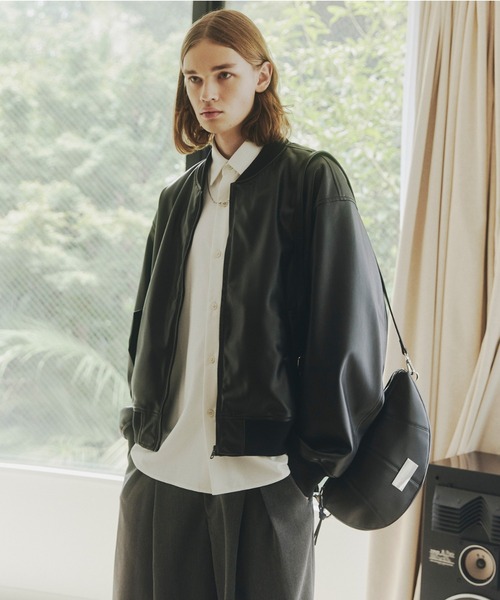 tk.TAKEO KIKUCHI（ティーケータケオキクチ）の「シンセティックレザー MA－1（ブルゾン・レディース・ブラック系/ダークブラウン系/ブラック・01/03/02）」の7枚目の写真