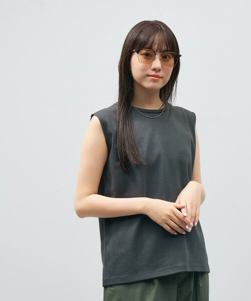 Zoff(ゾフ)の「【WEB 限定】Zoff|takashi kumagai ウェリントン型 サングラス|サーモント|カラーレンズ |紫外線対策 UVカット| レディース ユニセックス(サングラス・レディース・グリーン/ブラック/ブラウン系その他5・FREE)」の3枚目の写真