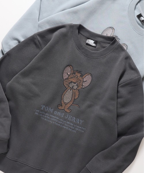 Tom&Jerry(トムアンドジェリー)の「【TOM & JERRY/トムとジェリー】裏起毛アップリケ刺繍スウェット(スウェット・メンズ・オフホワイト/ネイビー/スミクロ/サックスブルー/グレイッシュベージュ/ブラック・LARGE/MEDIUM)」の4枚目の写真