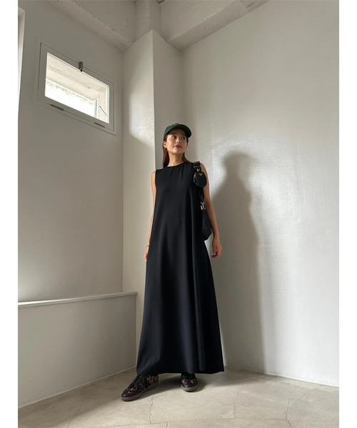 TRUNC(トランクエイティーエイト)の「Smooth Rib Long Dress(ワンピース・レディース・アイボリー/ブラック/ブルー・FREE)」の5枚目の写真