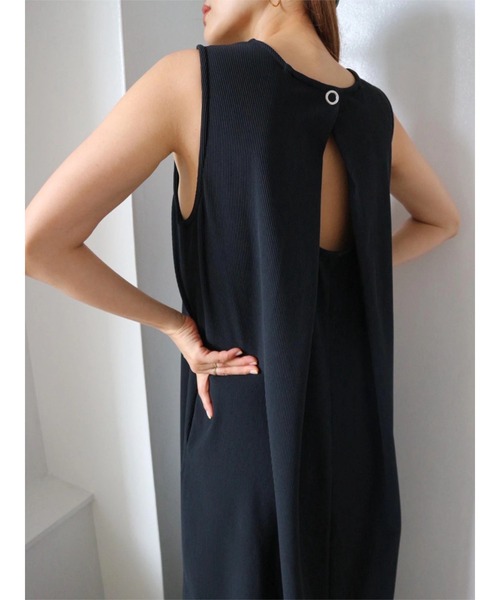 TRUNC(トランクエイティーエイト)の「Smooth Rib Long Dress(ワンピース・レディース・アイボリー/ブラック/ブルー・FREE)」の10枚目の写真