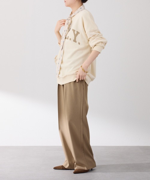 COLLAGE GALLARDAGALANTE(コラージュガリャルダガランテ)の「COZYロゴスウェット(スウェット・レディース・オフホワイト/ボルドー・FREE)」の8枚目の写真