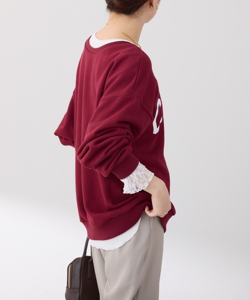 COLLAGE GALLARDAGALANTE(コラージュガリャルダガランテ)の「COZYロゴスウェット(スウェット・レディース・オフホワイト/ボルドー・FREE)」の15枚目の写真