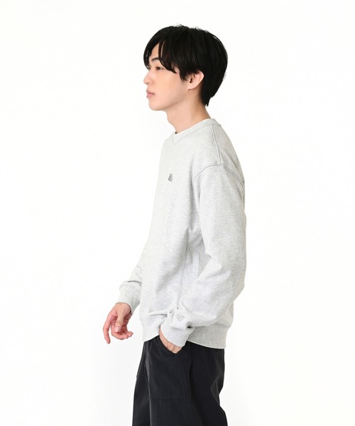NEW BALANCE（ニューバランス）の「574 シューパッチクルー（スウェット・メンズ・ブラック/ライトグレー・SMALL/MEDIUM/LARGE/X-LARGE/XX-LARGE）」の4枚目の写真