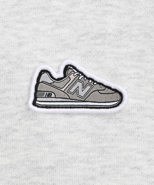 NEW BALANCE（ニューバランス）の「574 シューパッチクルー（スウェット・メンズ・ブラック/ライトグレー・SMALL/MEDIUM/LARGE/X-LARGE/XX-LARGE）」の3枚目の写真