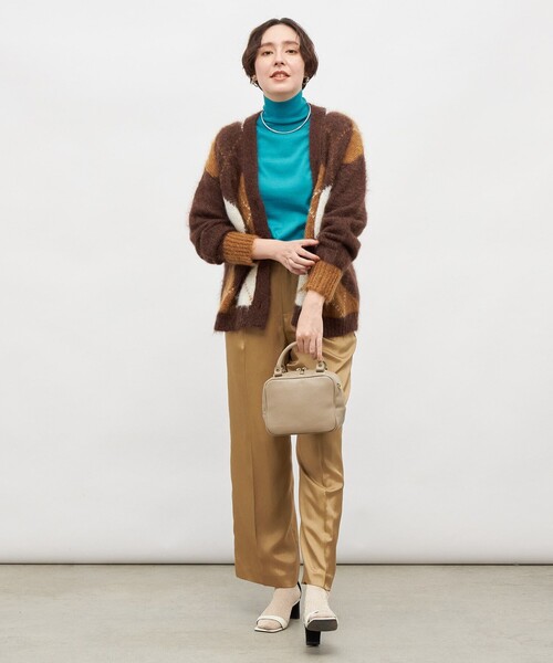 Laraaji(ララージ)の「モヘアインターシャアーガイルVネックカーディガン(カーディガン/ボレロ・レディース・ブラウン系その他/ピンク系その他・38)」の5枚目の写真