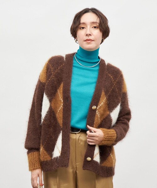 Laraaji(ララージ)の「モヘアインターシャアーガイルVネックカーディガン(カーディガン/ボレロ・レディース・ブラウン系その他/ピンク系その他・38)」の12枚目の写真