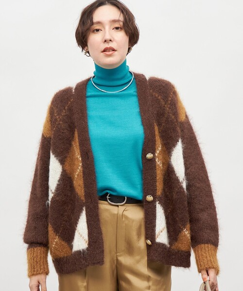Laraaji(ララージ)の「モヘアインターシャアーガイルVネックカーディガン(カーディガン/ボレロ・レディース・ブラウン系その他/ピンク系その他・38)」の17枚目の写真