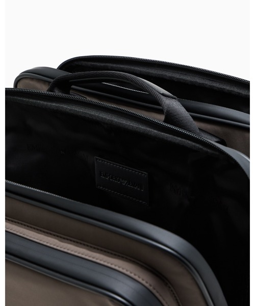 EMPORIO ARMANI（エンポリオアルマーニ）の「【エンポリオ アルマーニ】Travel Essentials ボディパック ナイロン（バックパック/リュック・メンズ・ブラウン・FREE）」の5枚目の写真