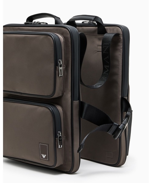 EMPORIO ARMANI（エンポリオアルマーニ）の「【エンポリオ アルマーニ】Travel Essentials ボディパック ナイロン（バックパック/リュック・メンズ・ブラウン・FREE）」の4枚目の写真