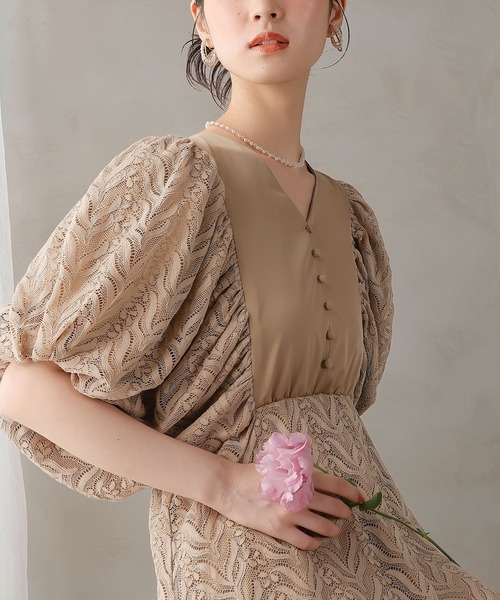 Kana（カナ）の「レース ドルマンスリーブ ワンピースドレス